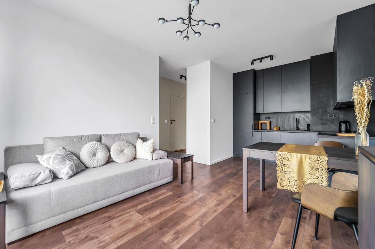 Galeria Polnocna Apt - 45M2, Parking, Balcony - By Rentujemy Warszawa Eksteriør bilde